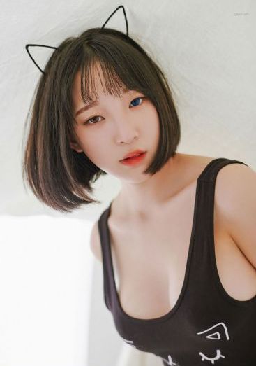 美国艳星jiuliann_720在线视频播放