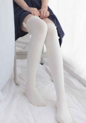 花吻在上免费观看完整版在线全集_迅雷手机免费观看