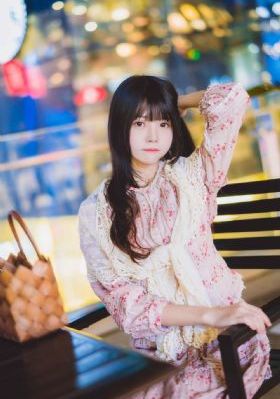 召唤魅魔竟是妈妈来了_HD手机免费观看完整