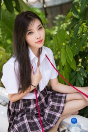 被同学催眠的一家人_超清全集免费播放