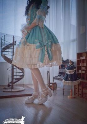 树洞里的熊先生冬眠中_BD神马在线观看